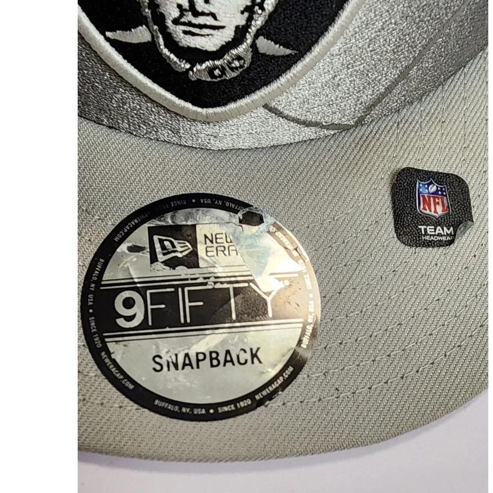 New Era 9FIFTY Raiders Snapback‎ Hat Black Silver Jagged NFL Cap Green Bottom